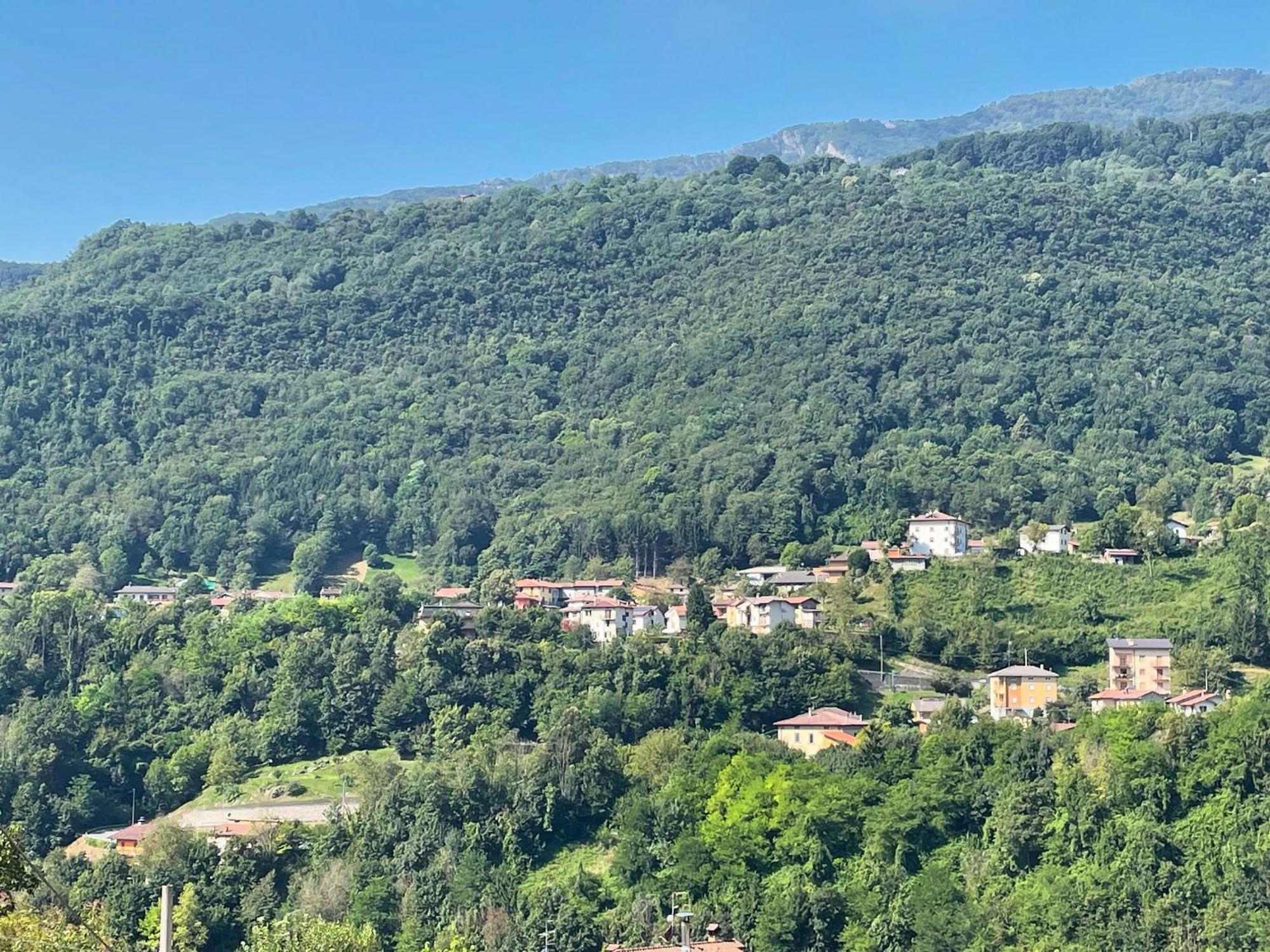 La Porta Rossa Hotel Capizzone Bagian luar foto